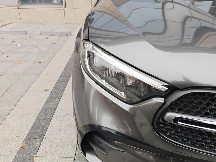 GLC 2024 GLC 300 L 4MATIC Dynamic 5-Seater photo 7