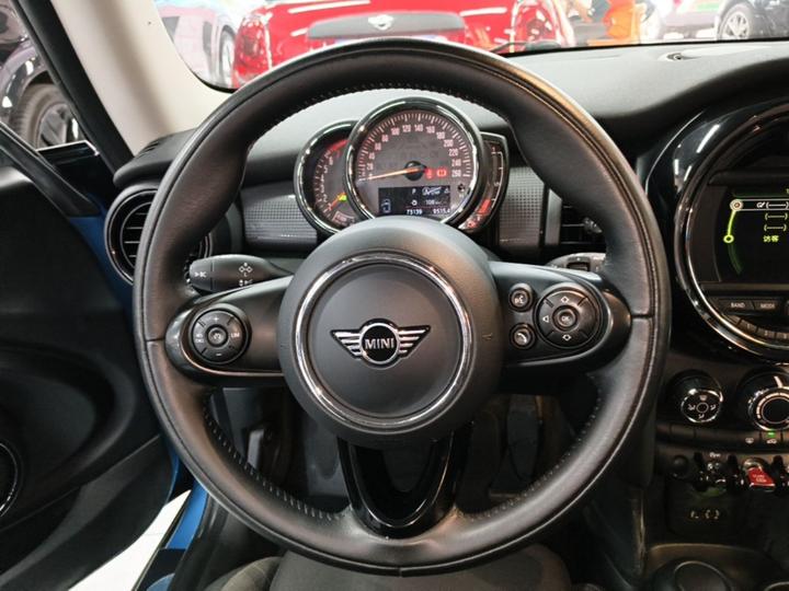 2016 1.5T COOPER photo 6