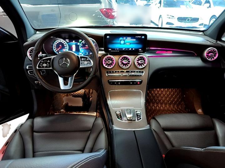 GLC 2022 Facelift GLC 260 L 4MATIC Luxury photo 5