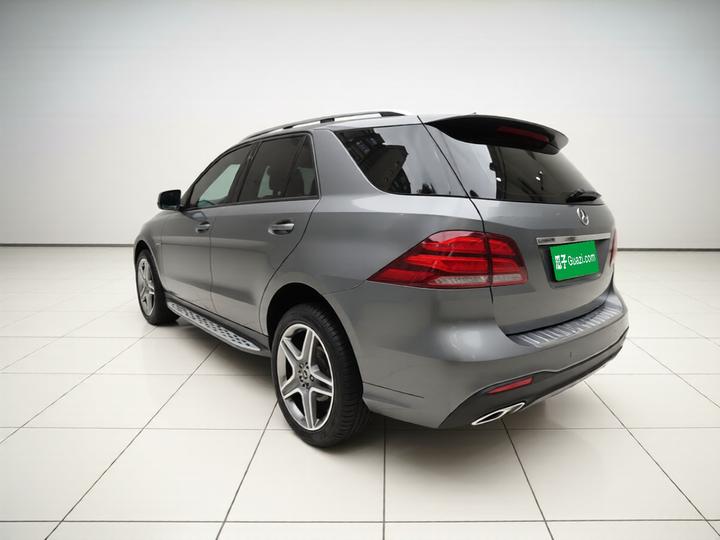 GLE Imported 2017 GLE 400 4MATIC photo 4