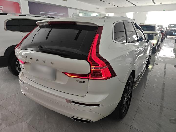 XC60 2021 T5 AWD Luxury photo 4