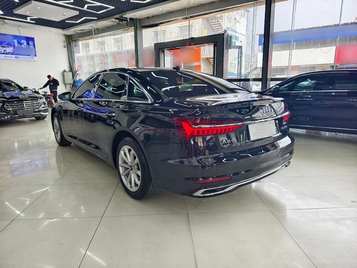 A6L 2023 40 TFSI Luxury photo 4