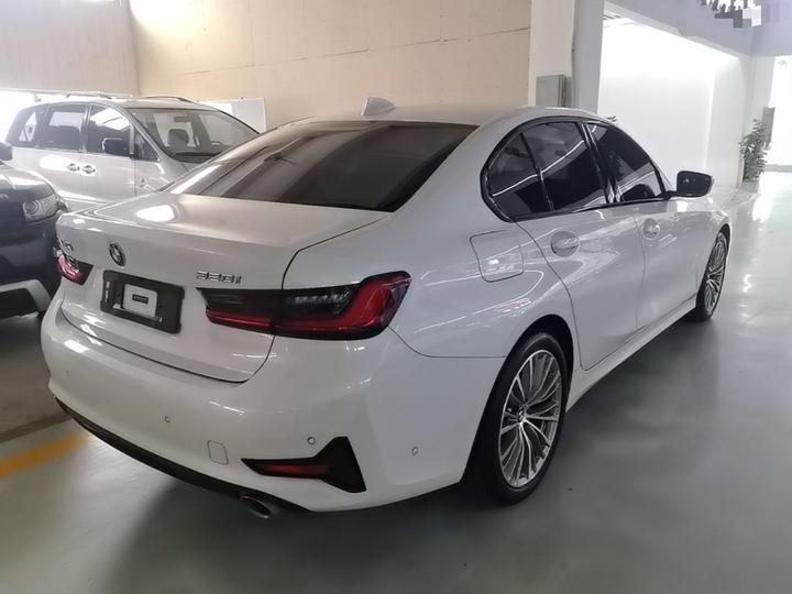 3 Series 2020 320i Sport Package photo 4