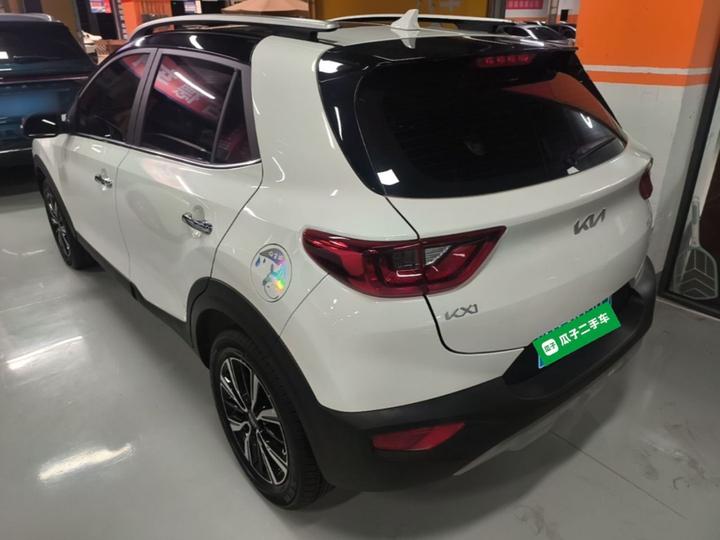 Stonic 2021 1.4L CVT photo 4