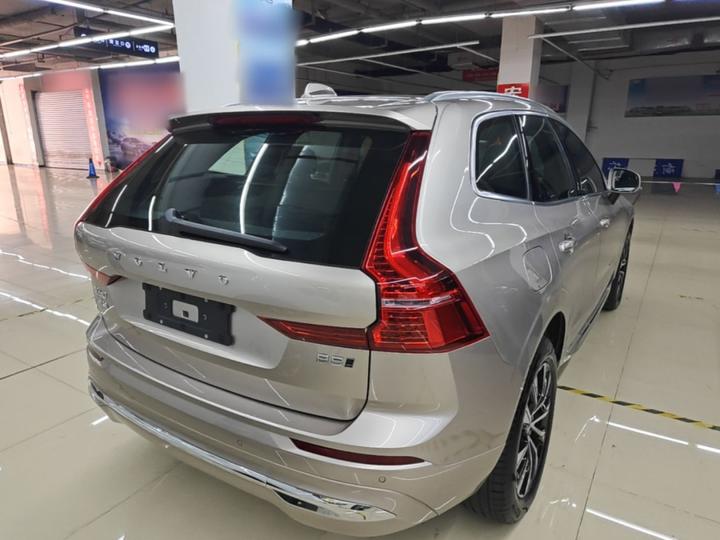 XC60 2025 B5 AWD Luxury photo 4