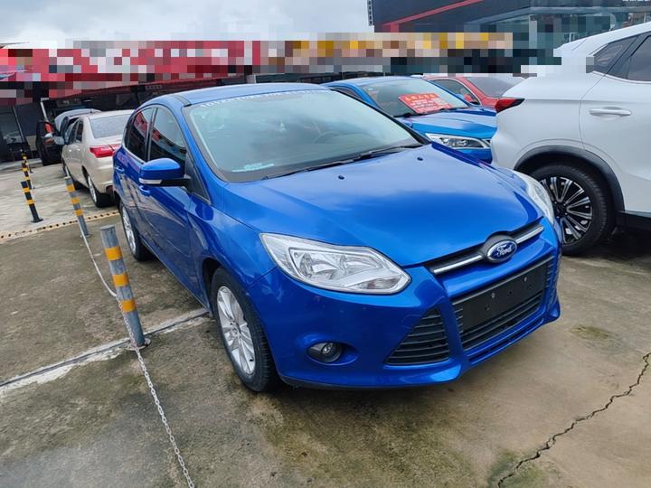 Focus 2012 Hatchback 1.6L AT Comfort photo 3