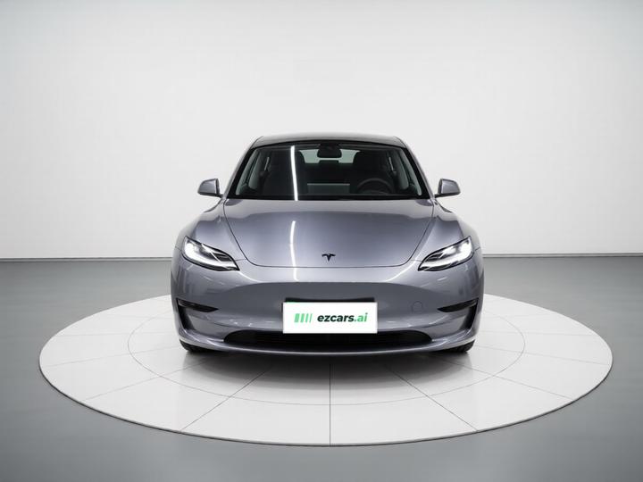 Model 3 2025 RWD photo 2