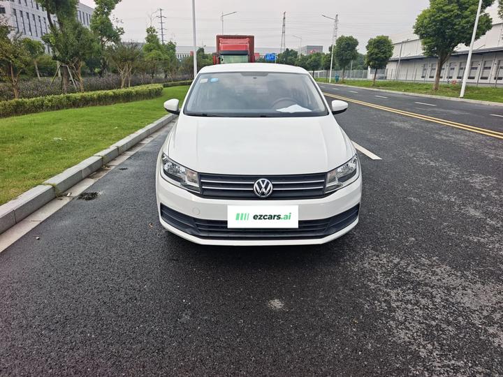 Santana 2016 1.6L AT photo 2