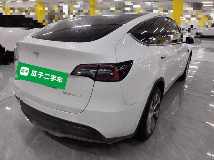 Model Y 2022 Facelift RWD photo 6