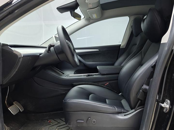 Model Y 2022 RWD photo 6