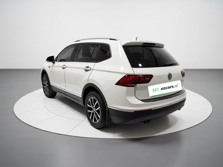 Tiguan L 2018 Facelift 330TSI AT RWD Luxury photo 4