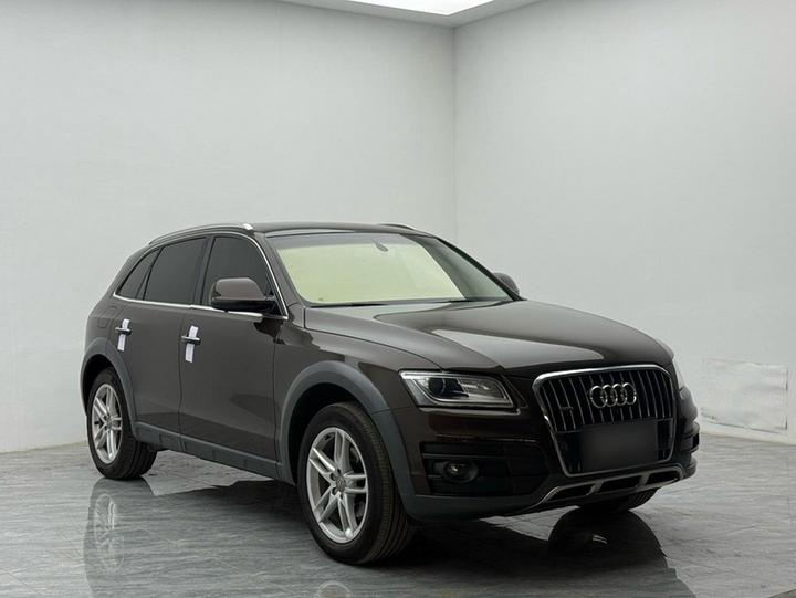 Q5 2017 Plus 40 TFSI Comfort photo 3