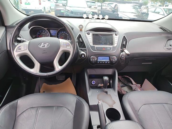 ix35 2015 2.0L AT RWD Smart IV photo 5