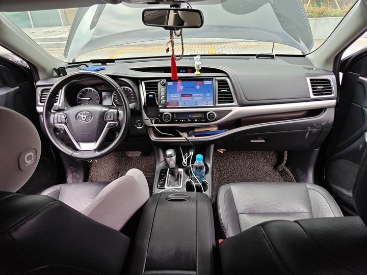 Highlander 2017 2.0T RWD Luxury 7-Seater photo 5