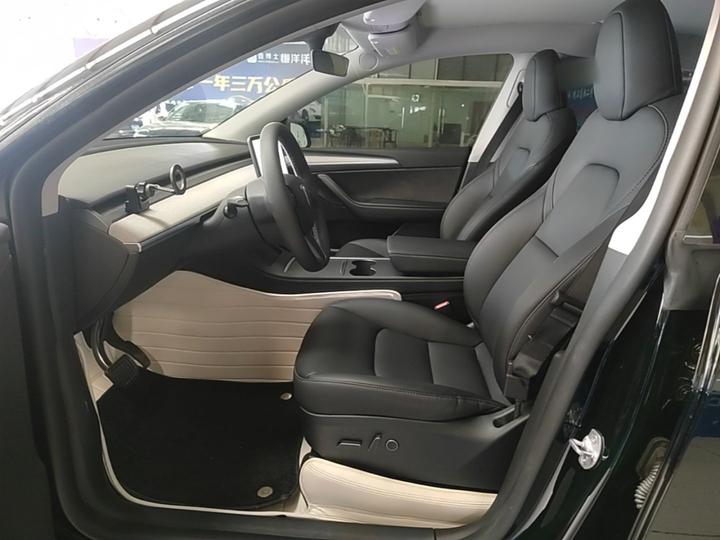 Model Y 2023 RWD photo 6