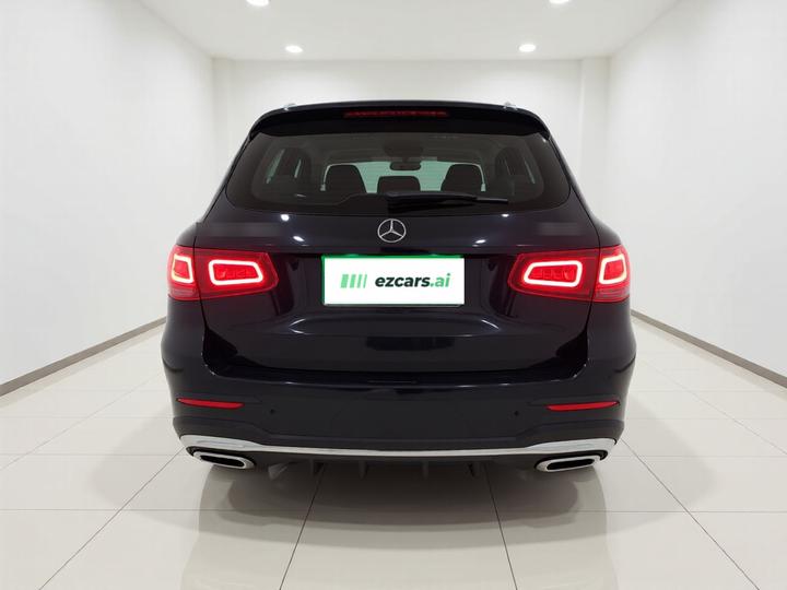 GLC 2022 Facelift GLC 260 L 4MATIC Luxury photo 5