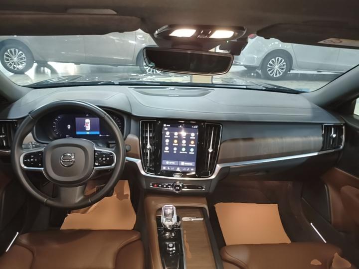 S90 2023 B5 Luxury photo 4