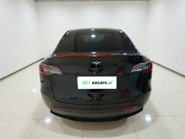 Model Y 2022 RWD photo 5