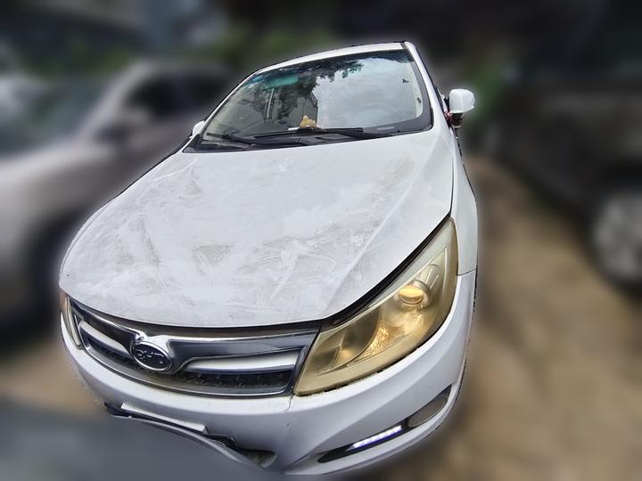 2014 1.5L MT Comfort photo 2