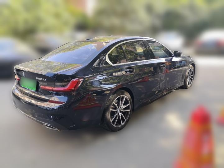 3 Series 2022 Facelift 325Li M Sport Package photo 6