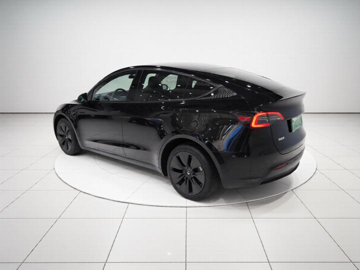 Model Y 2022 Facelift RWD photo 4