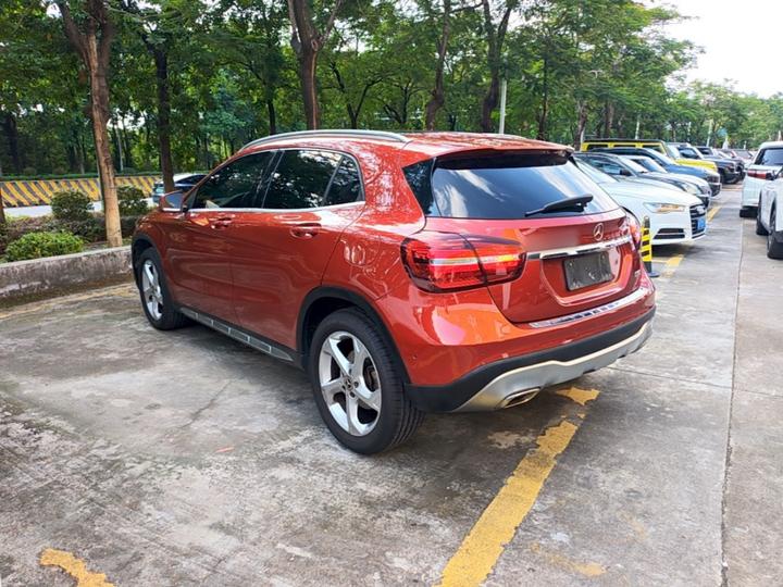 GLA 2019 GLA 200 Dynamic photo 4