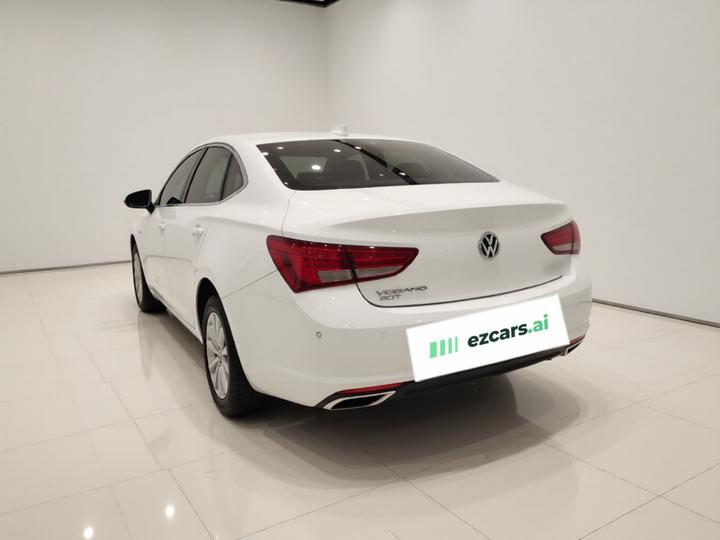 Verano 2018 Sedan 20T DCT Leading photo 4