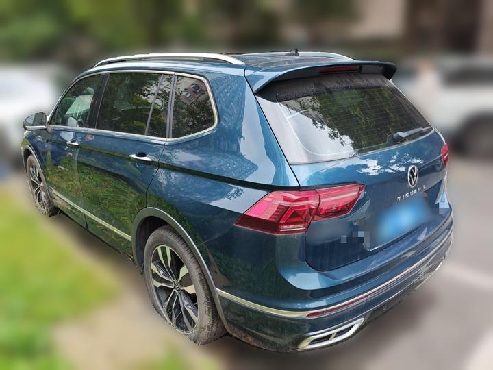 Tiguan L 2023 330TSI AT RWD R-Line Flagship photo 4