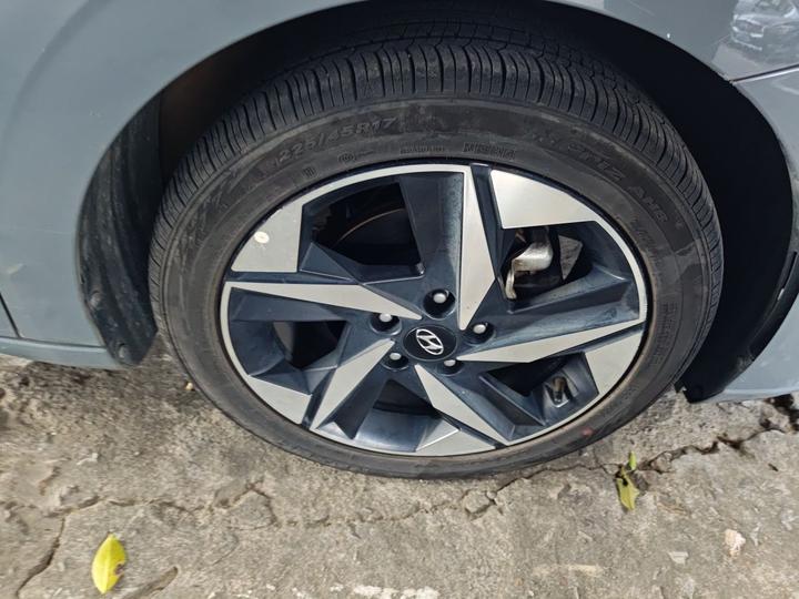 Elantra 2021 1.5L CVT LUX Premium photo 8