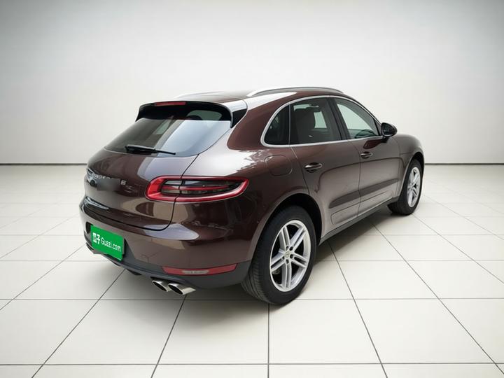 2014 Macan 2.0T photo 4