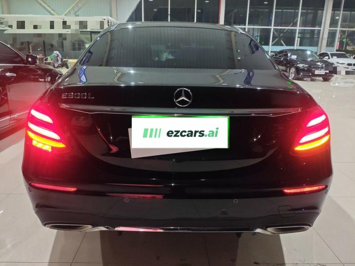 E-Class 2019 E 200 L Sport 4MATIC photo 2