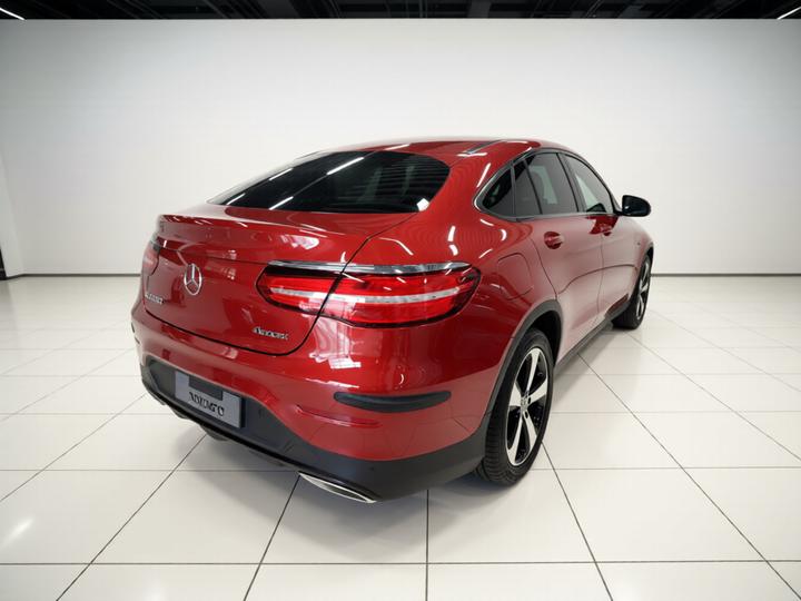GLC Coupe 2019 Facelift GLC 200 4MATIC Coupe SUV photo 4
