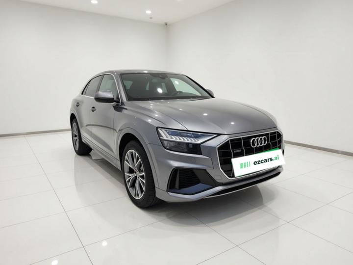 Q8 2021 55 TFSI Dynamic photo 3