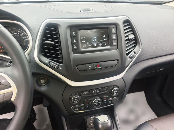 Cherokee 2017 2.4L Leading photo 5
