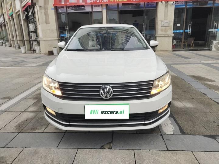 Lavida 2015 1.6L AT photo 2