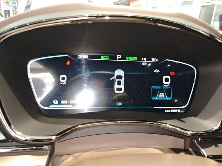 Han 2021 EV Standard Range Luxury photo 7