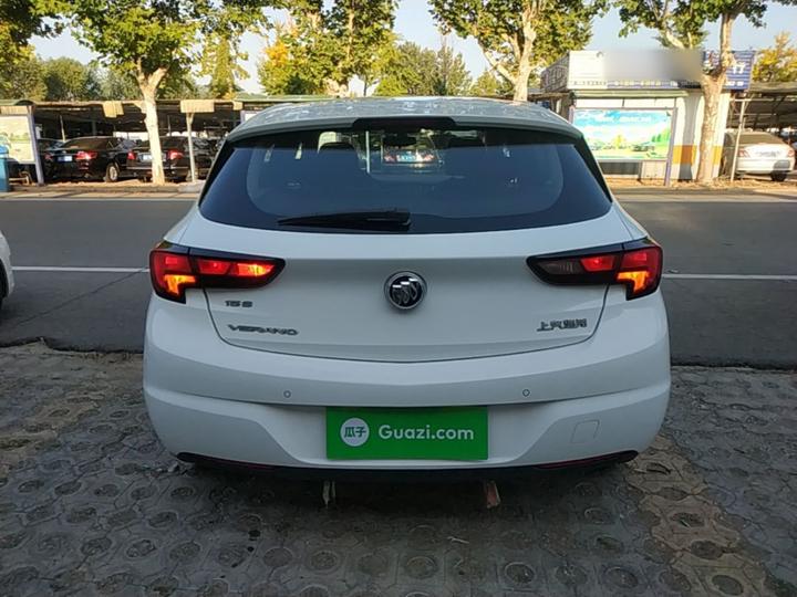 Verano 2016 Hatchback 15S AT Progressive photo 5