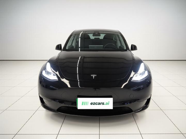 Model Y 2022 Facelift RWD photo 2