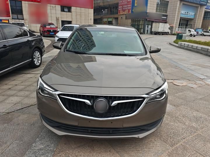 Excelle 2021 Facelift Classic 1.5L AT Elite photo 2