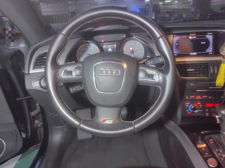 S5 2010 S5 3.0T Sportback photo 3