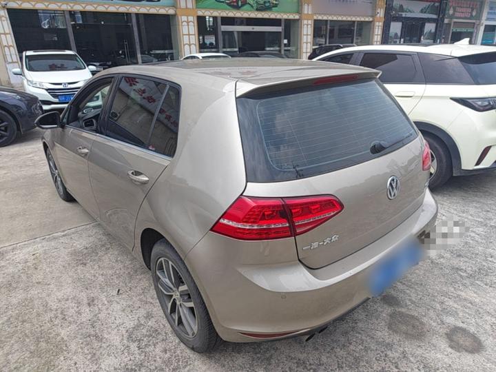 Golf 2016 230TSI AT Luxury photo 4