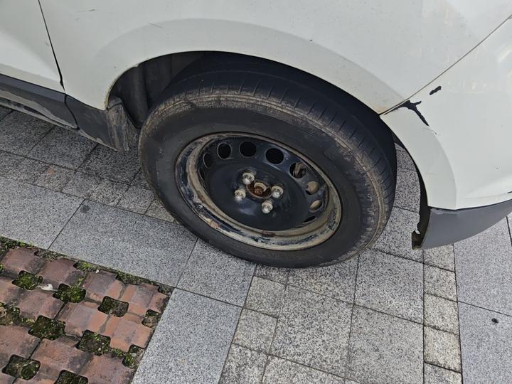 2013 1.5L MT Comfort photo 8