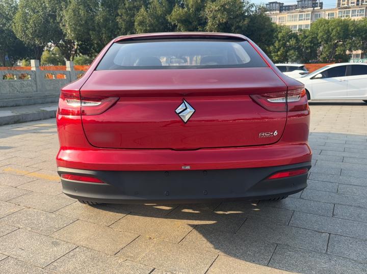 RC-6 2019 1.5T CVT 24 Luxury photo 3