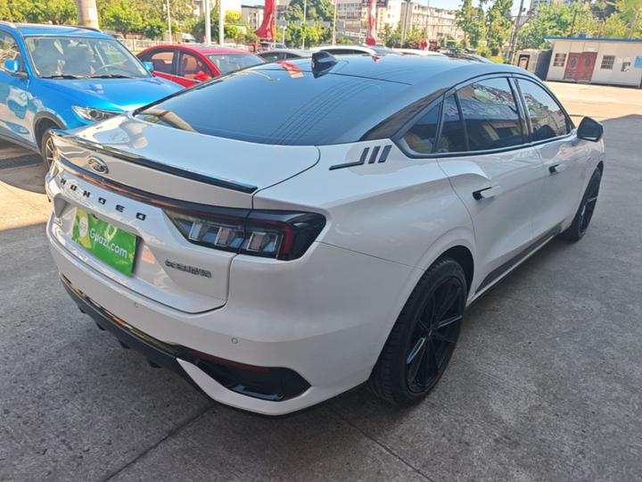 Mondeo 2022 EcoBoost 245 ST-Line photo 4