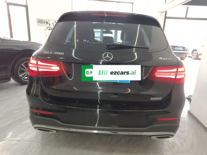 GLC 2017 GLC 260 4MATIC Dynamic photo 3