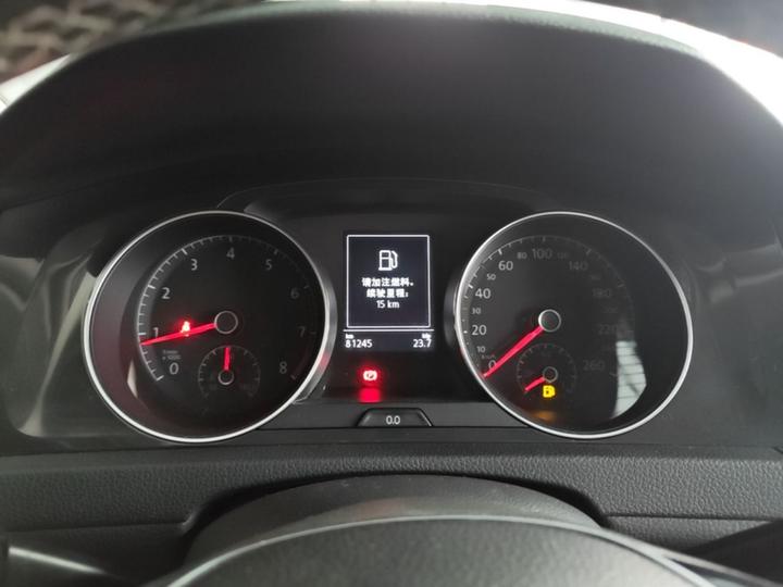 Golf 2017 230TSI AT Comfort Anniversary Edition photo 3