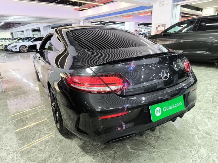 C-Class Imported 2023 C 260 Coupe photo 4