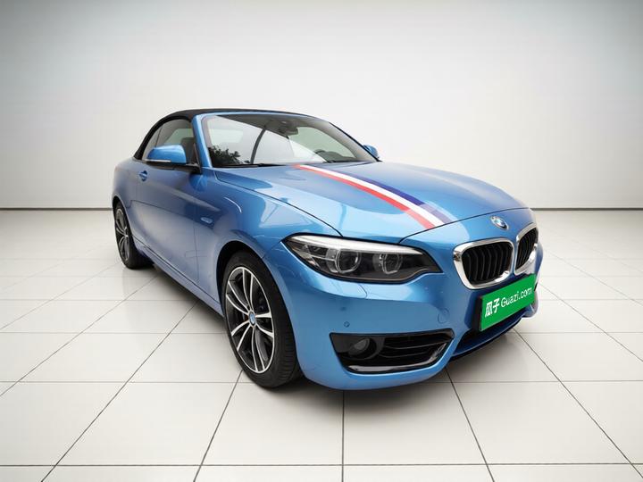 2 Series Imported 2018 220i Convertible Coupe Sport Design Package photo 3