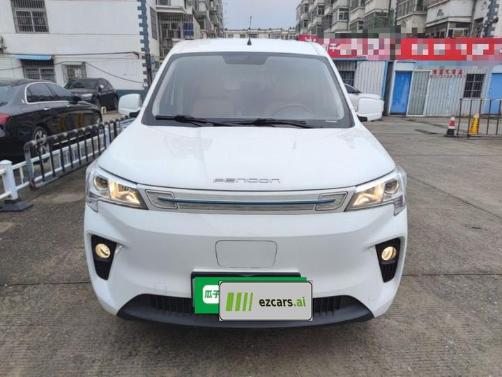Fengon E380 2023 Standard - Comfort 5-Seater photo 2