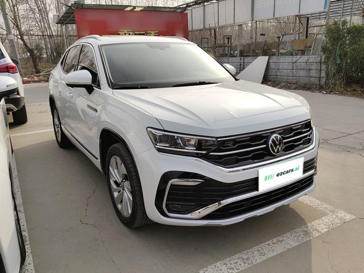 Tayron X 2020 330TSI RWD Premium Connected photo 3
